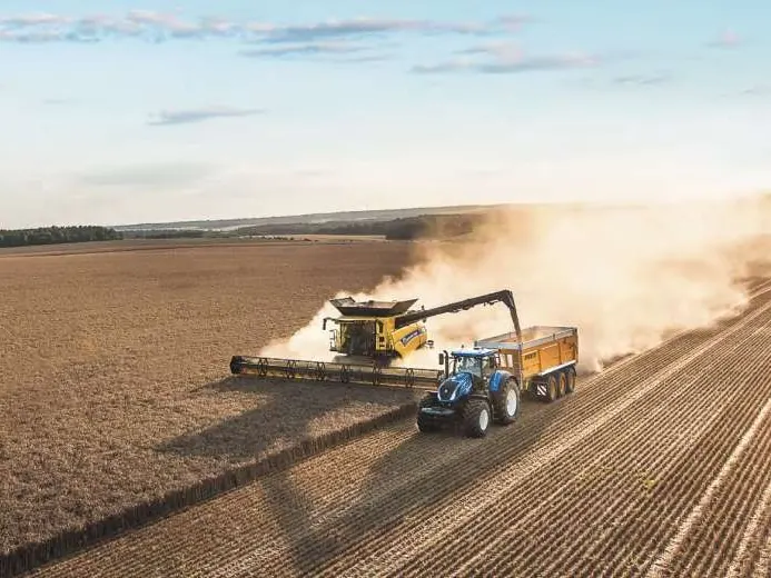 Cosechadora CR 9060 New Holland